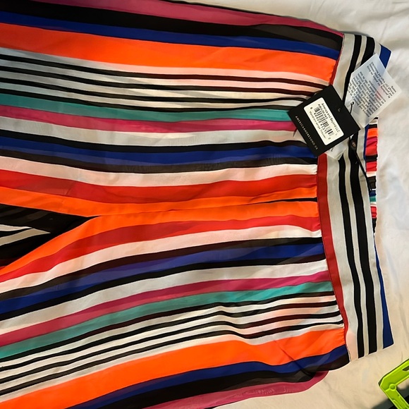 NWT AMERICA AND BEYOND COVER UP PANTS - Picture 2 of 5